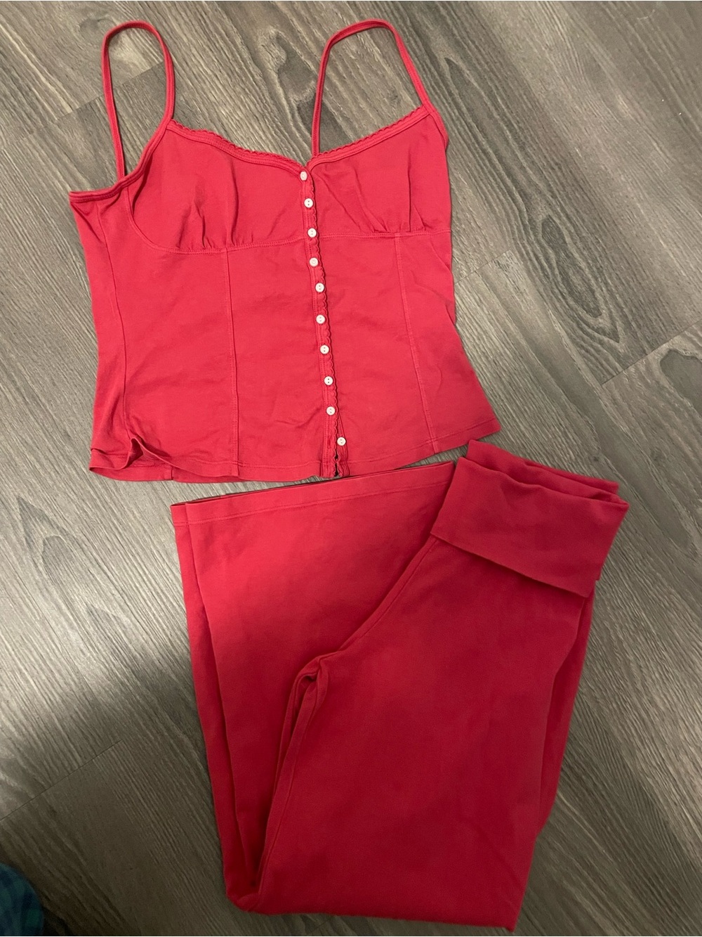 Brandy Melville Red Two-Piece Cami Rank Top & Capri Pants Set - Women